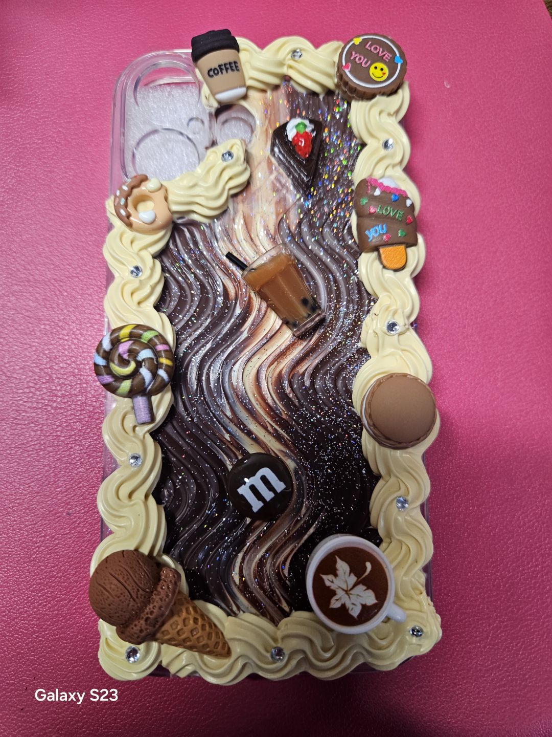 Coque gourmande caramel chocolat